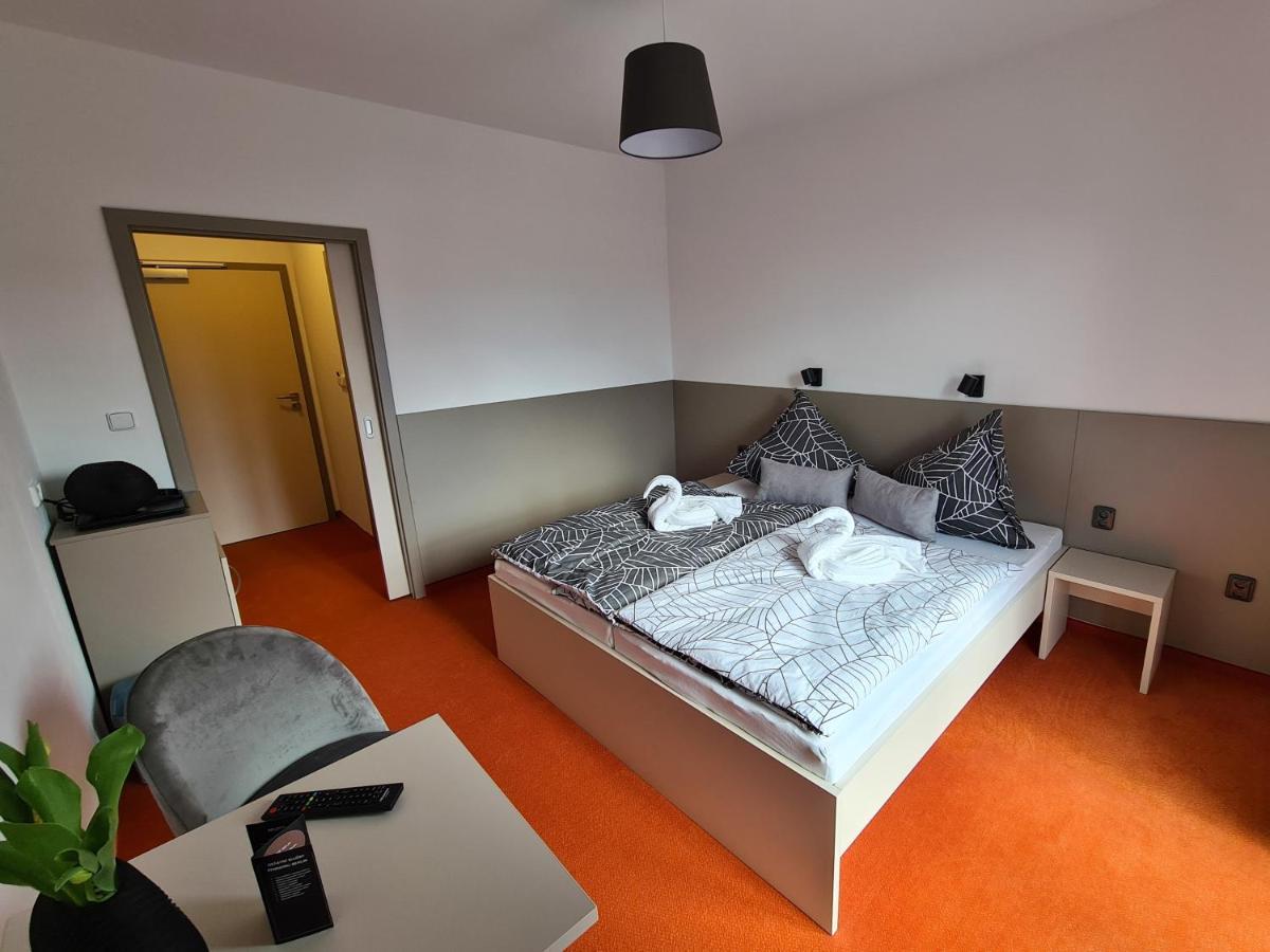 Pension Berlin Cheb Exterior foto
